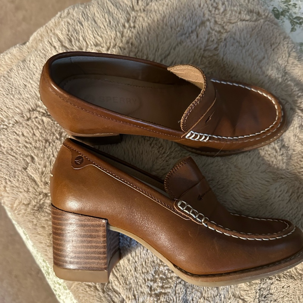 Sperry Women's Tan Loafers with Block Heel